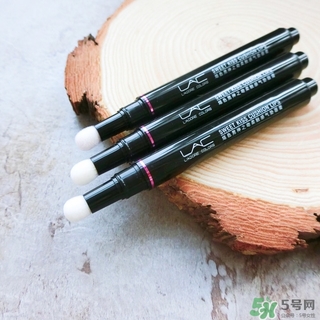 ��ɫ�ں���ô�� ��ɫ�ں���ɫ